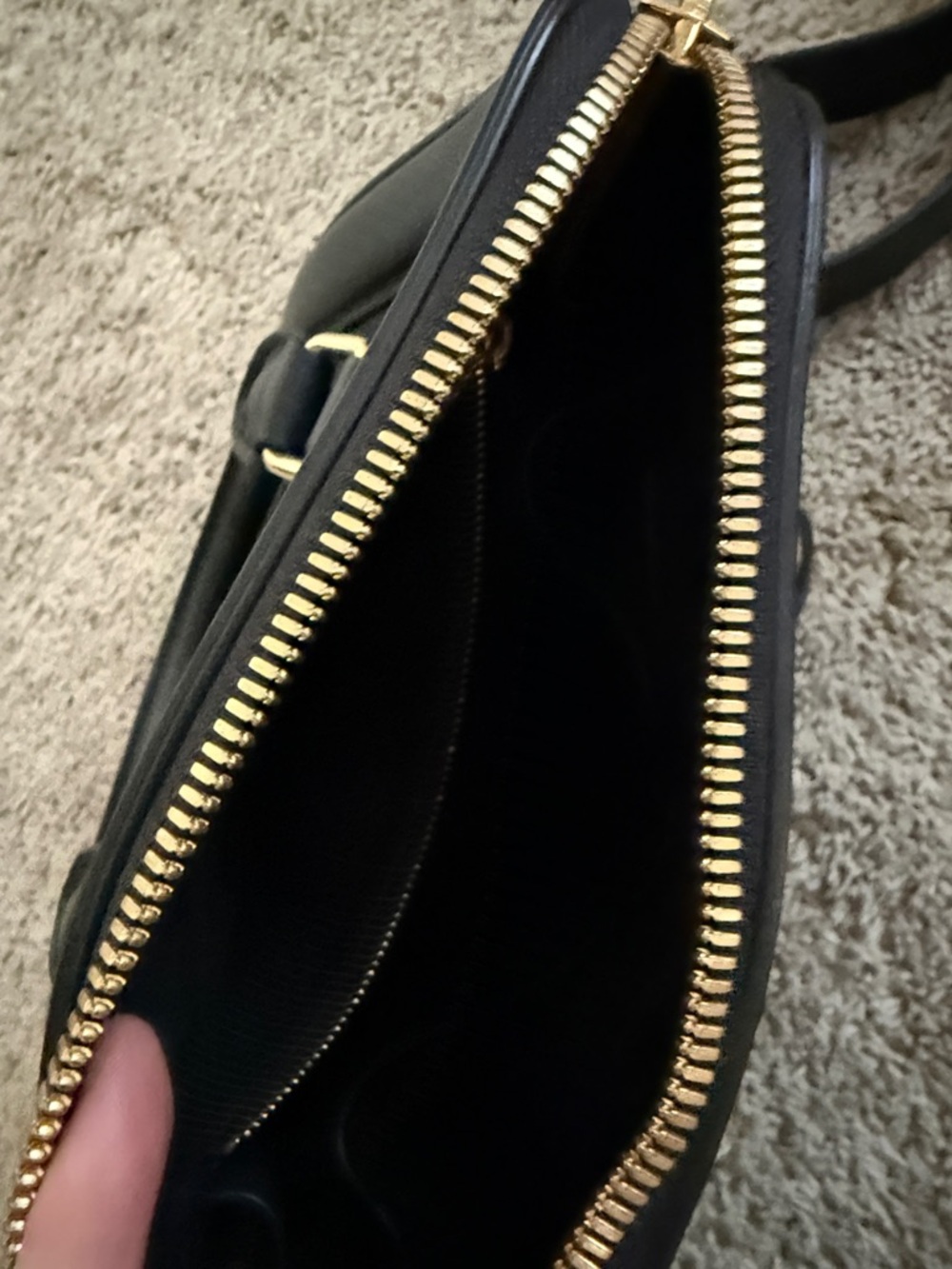 Alexander McQueen Black Leather Structured Satchel with Gold Hardware - Picture 6 of 6